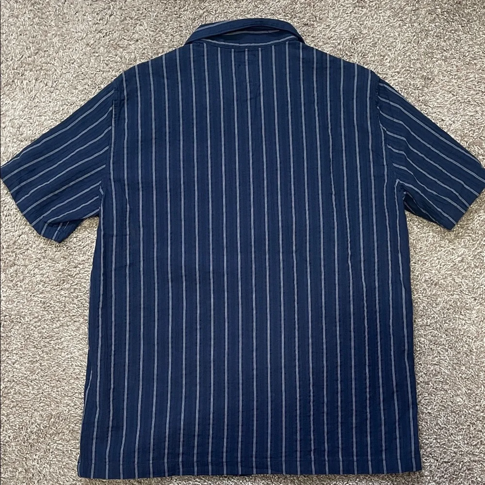 NWT GAP Men's Navy and White Striped Vacay Shirt - Picture 4 of 5